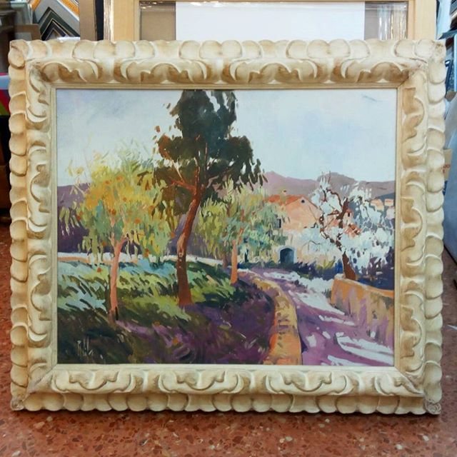 Paisaje con marco trabajado