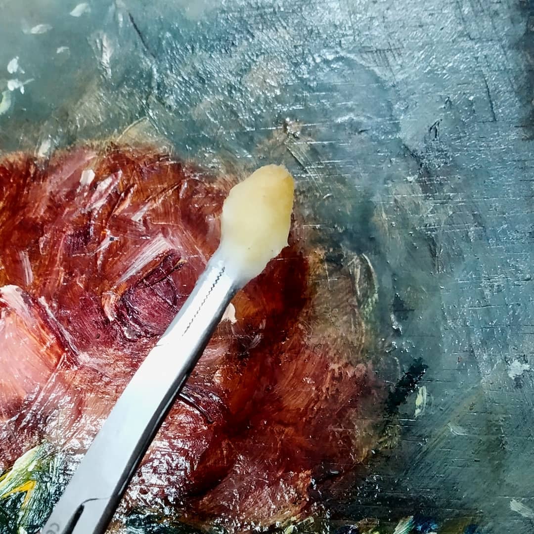 Limpieza de barniz oxidado