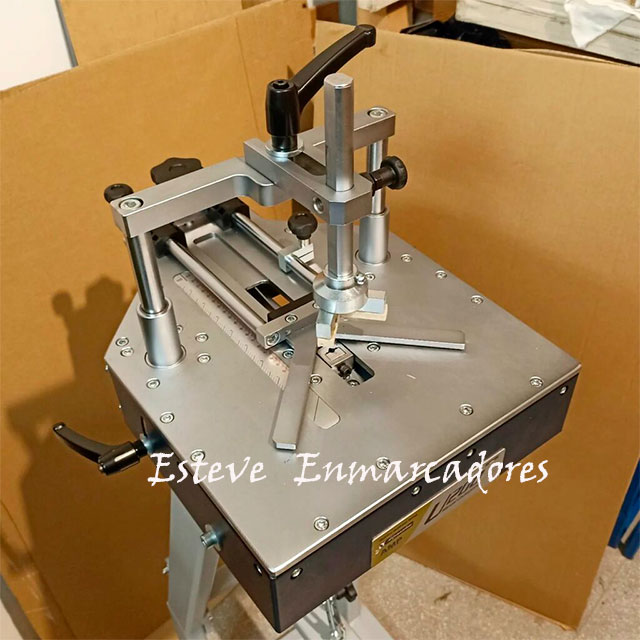 Ensambladora de marcos